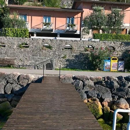 Casa sul Lago a Brenzone sul Garda Esterno foto