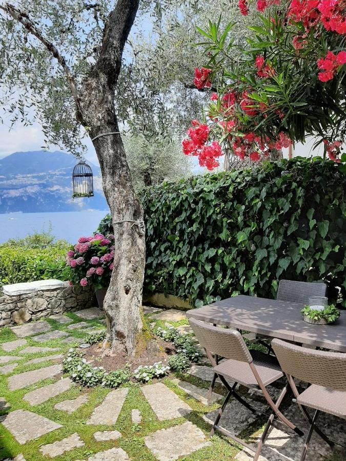 Casa sul Lago a Brenzone sul Garda Esterno foto