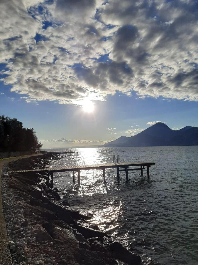 Casa sul Lago a Brenzone sul Garda Esterno foto