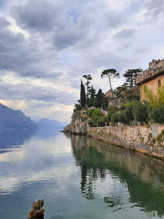 Casa sul Lago a Brenzone sul Garda Esterno foto