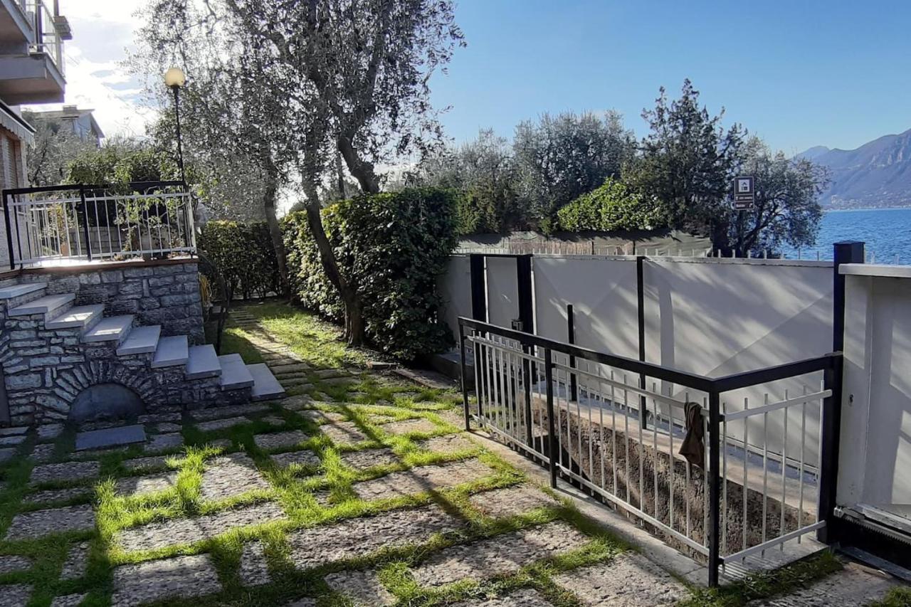 Casa sul Lago a Brenzone sul Garda Esterno foto