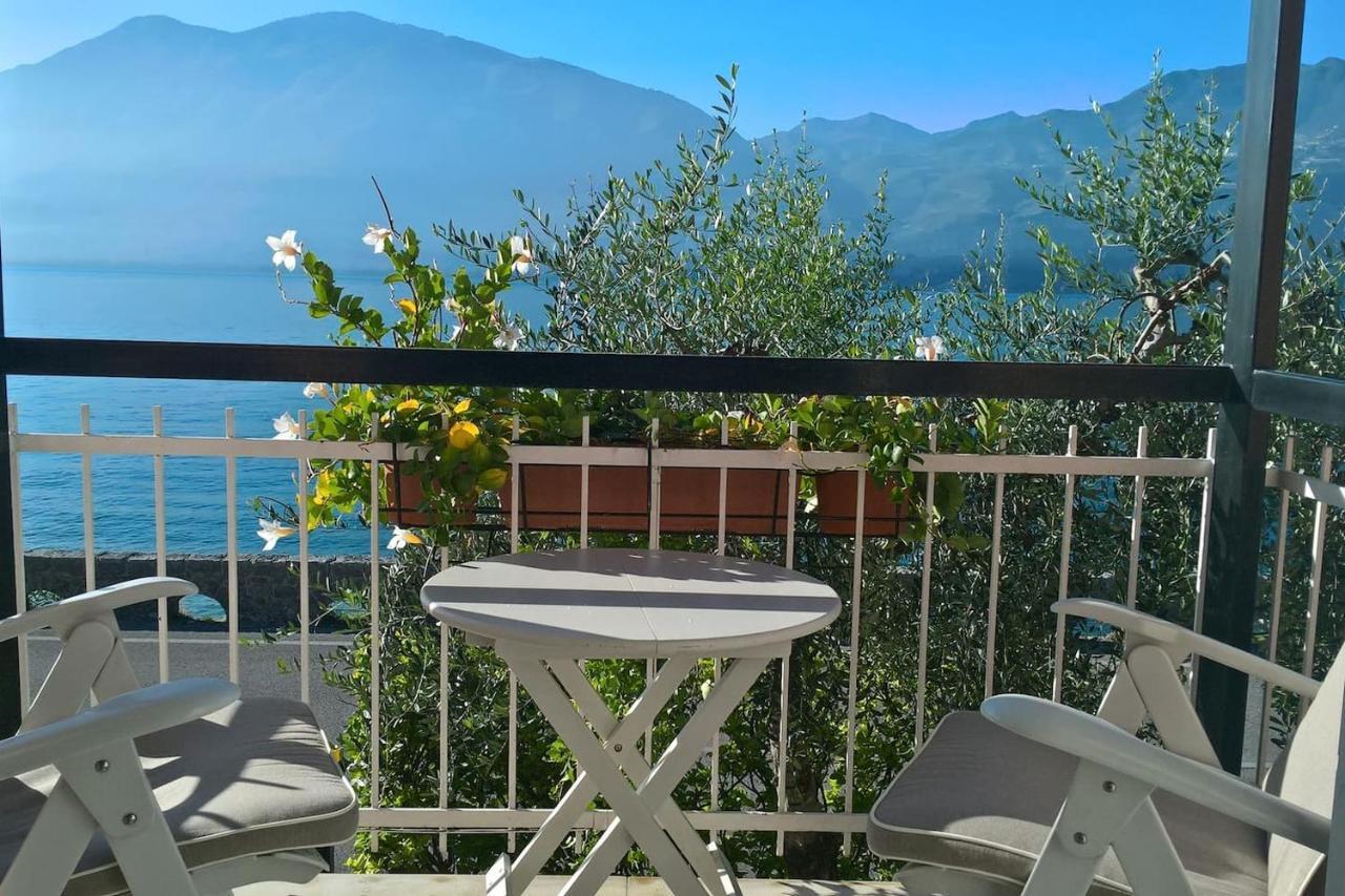 Casa sul Lago a Brenzone sul Garda Esterno foto