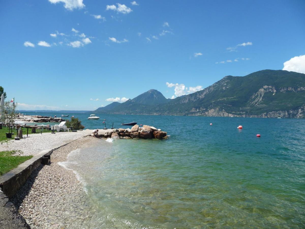 Casa sul Lago a Brenzone sul Garda Esterno foto