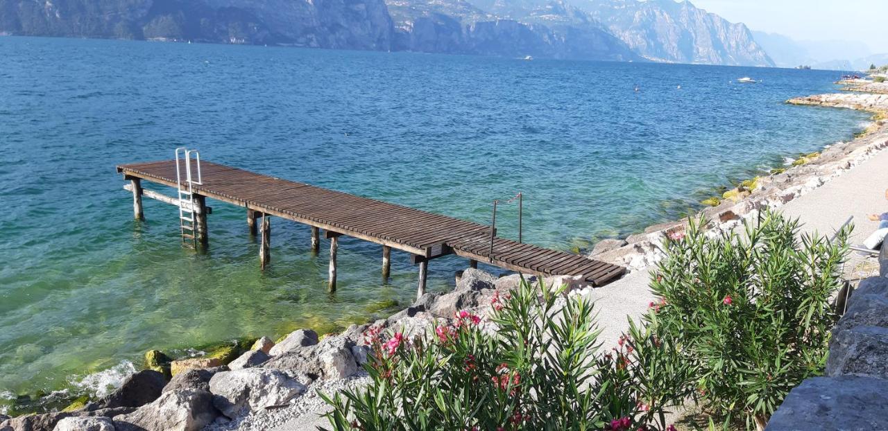 Casa sul Lago a Brenzone sul Garda Esterno foto
